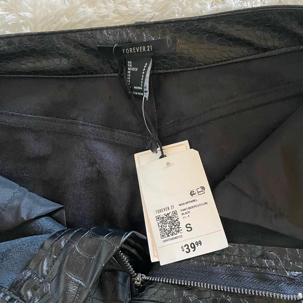 Bootcut Pants - Picture 7 of 8